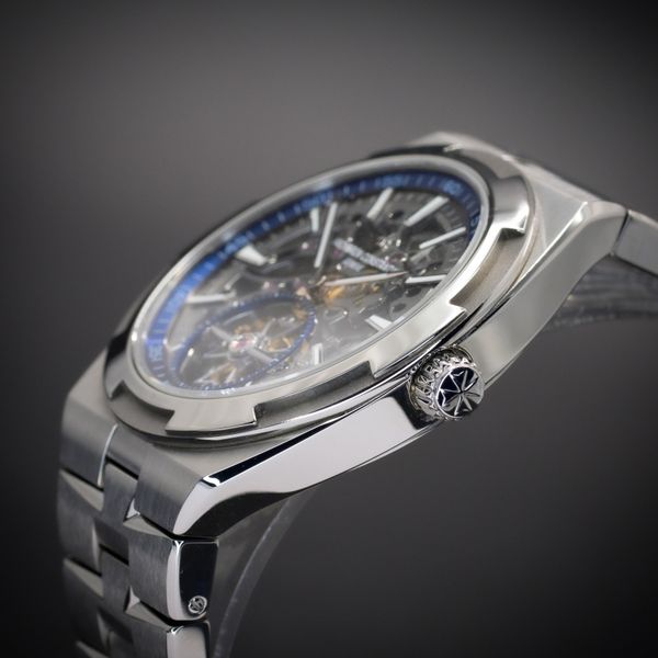 Vacheron Constantin Overseas 6000V/210T-B935